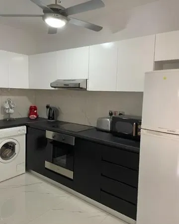 1st Class, Pool View, Apartment, Apartman