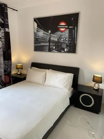 1st Class, Pool View, Apartment, Apartamento