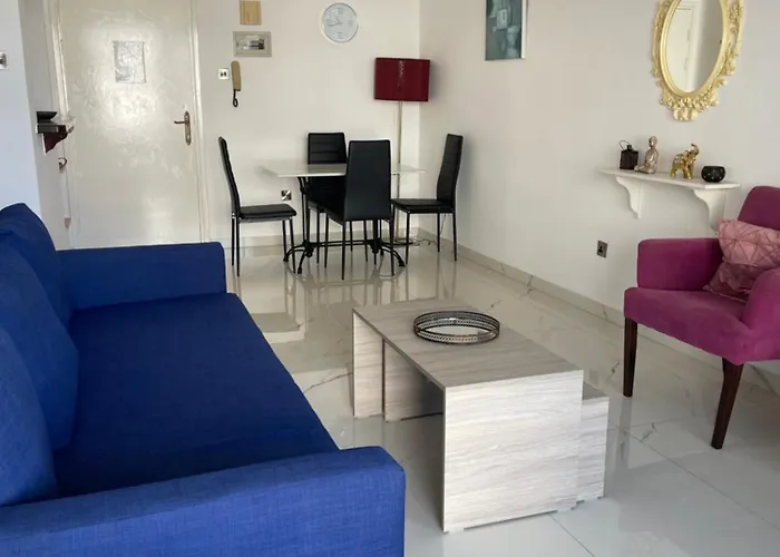 1st Class, Pool View, Apartment, 파포스